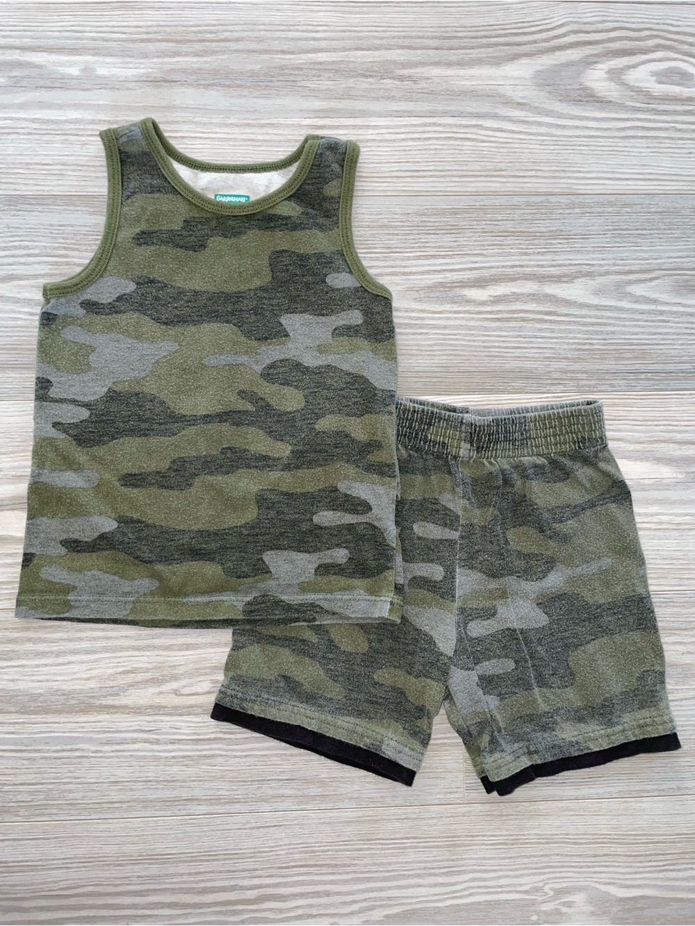 Garanimals Toddler Boys 2-Piece Outfit 3T Camo Tank & Shorts